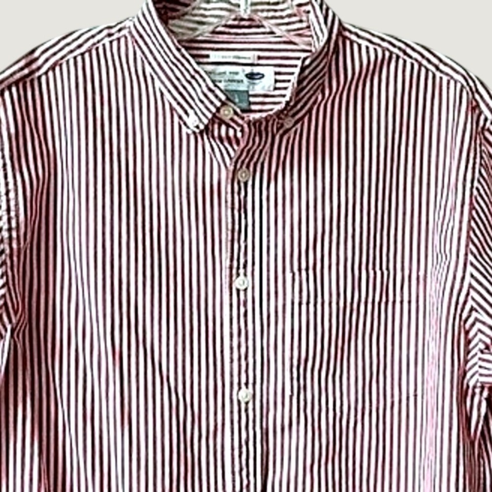 Old Navy The Classic Shirt Slim Fit Mens Large Red White Stripe Short Sleeve